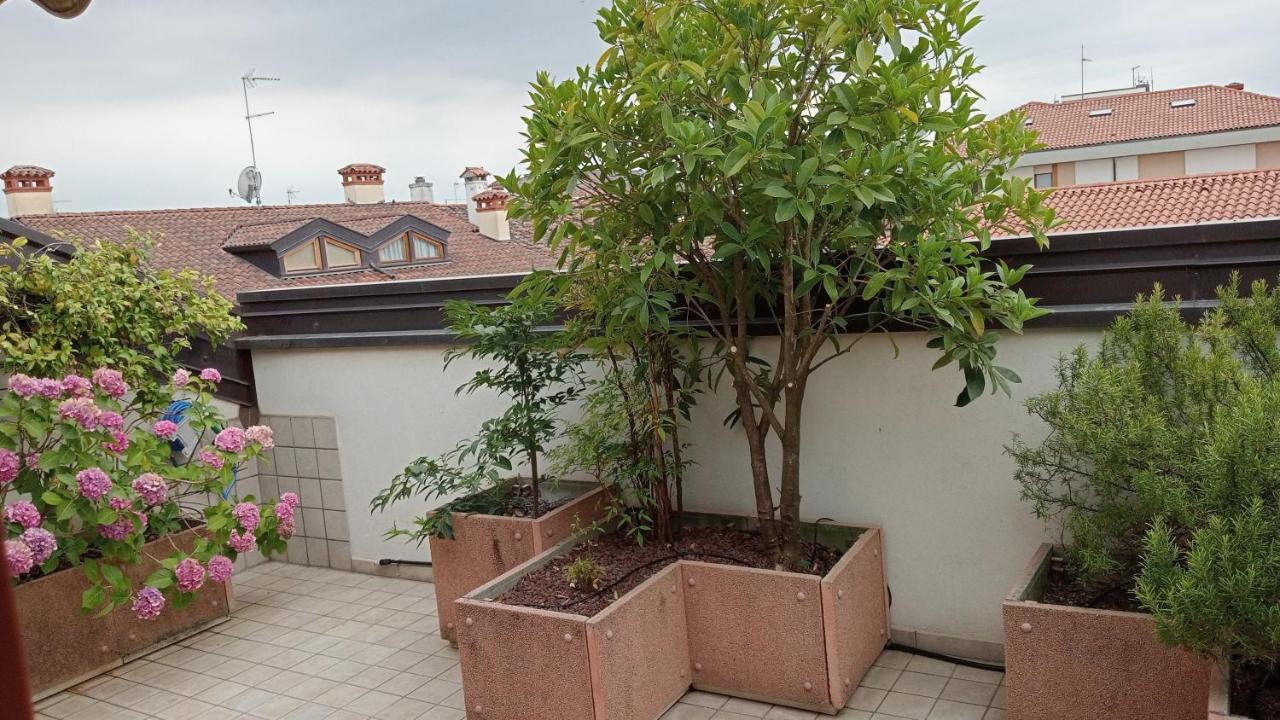 Attico Di Marisa Apartman Codroipo Kültér fotó